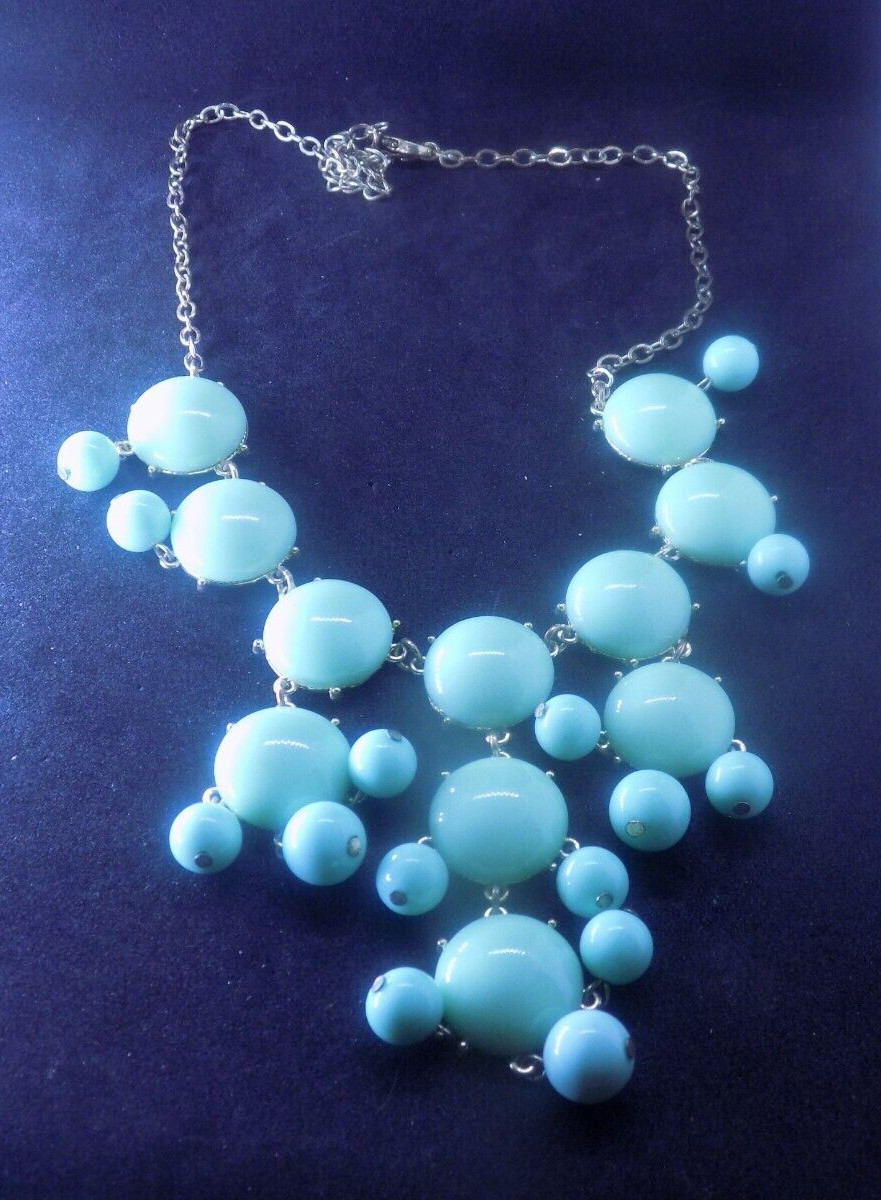 Light Green Mint Cabochons Bib Necklace Statement 19-22 in Gold Tone (327)