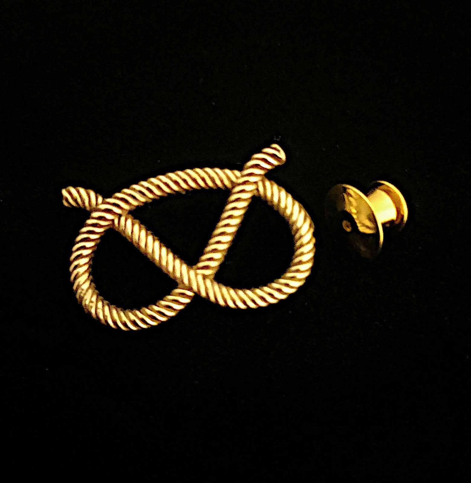 Staffordshire Knot Brass Brooch, pin, badge – potteries, Stoke heritage