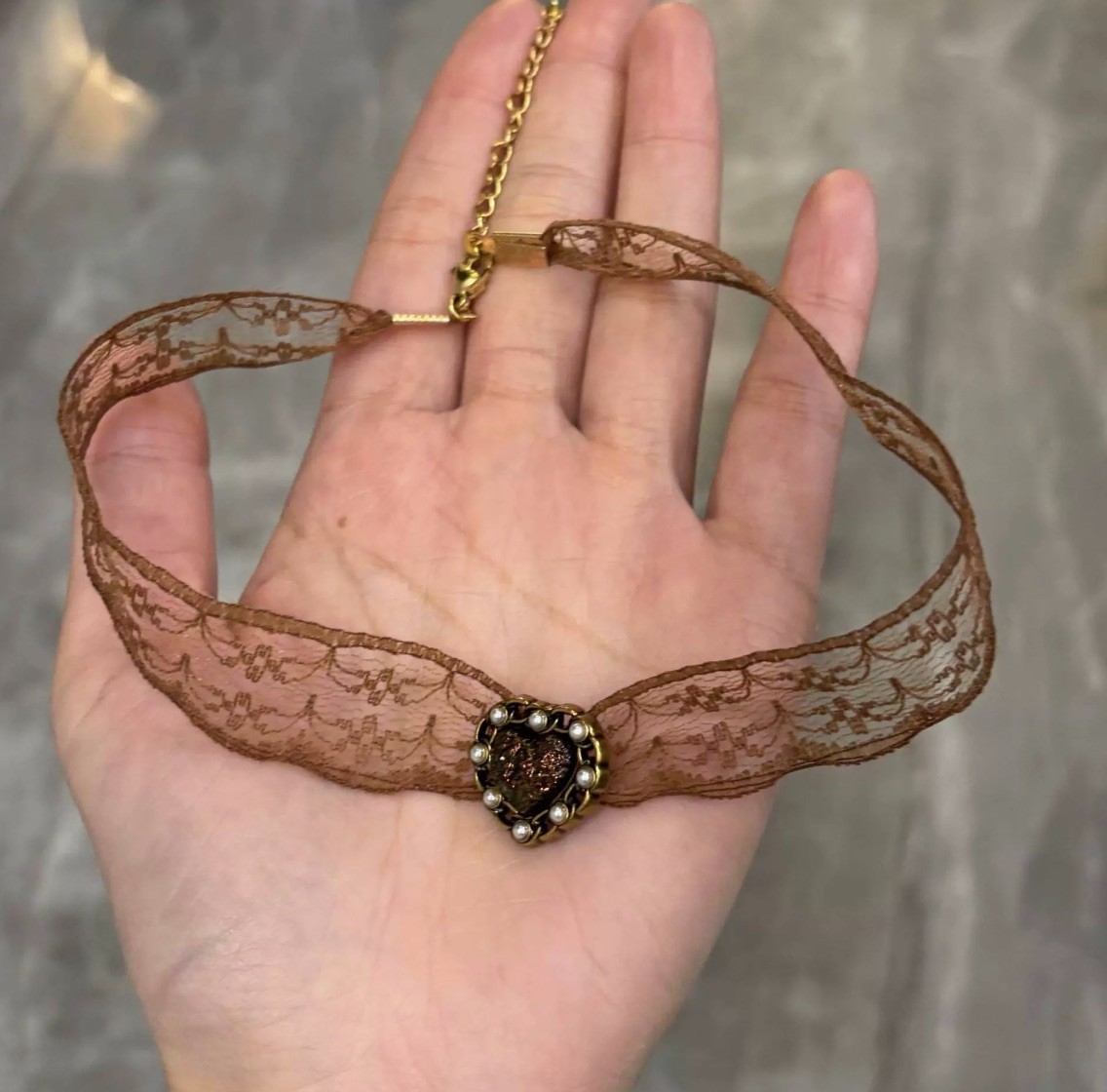 Vintage Lace Heart Choker Necklace for Women | Romantic Gothic Aesthetic Neck