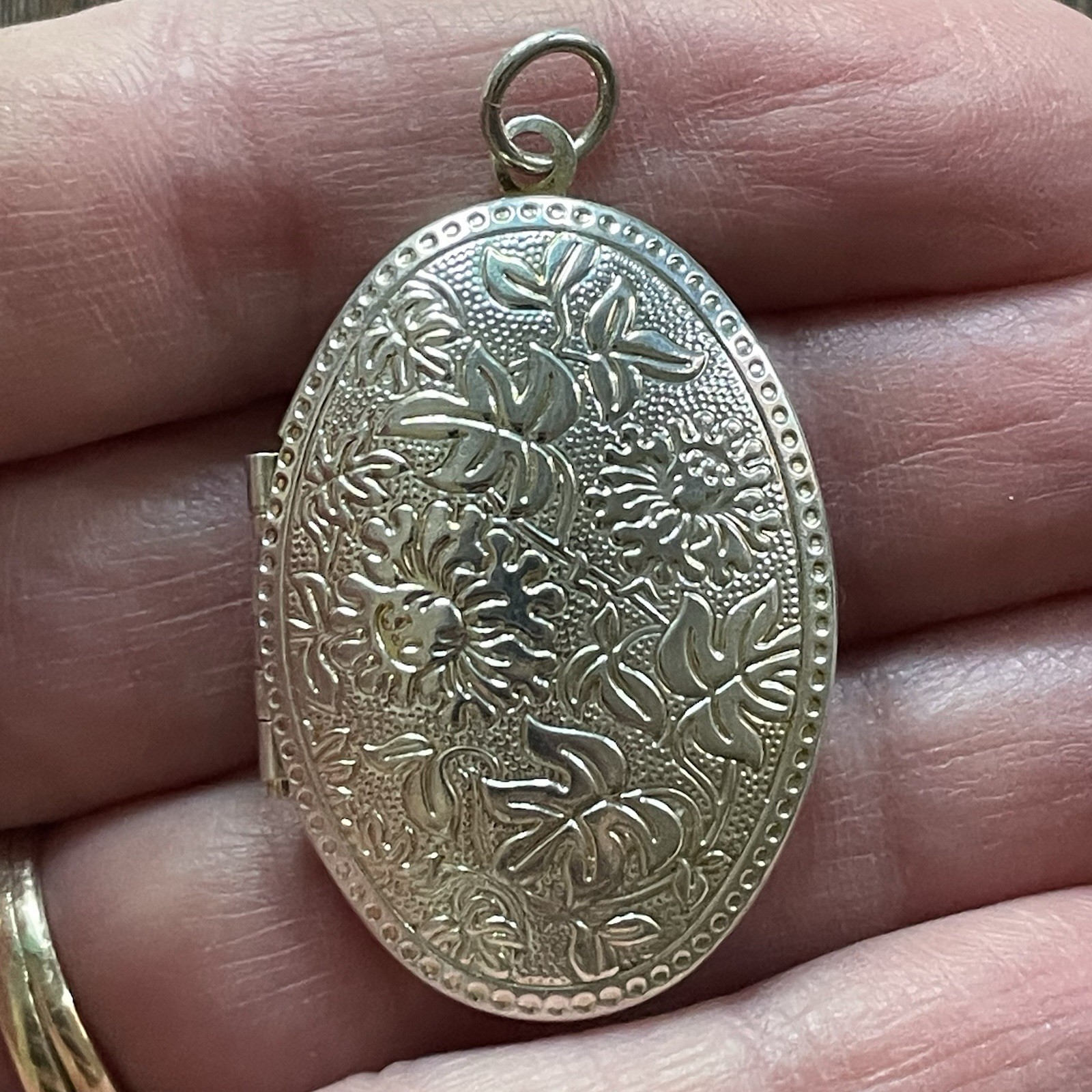 Silver Tone Oval Photo Locket Pendant Floral Engraved Metal Large 1.5” Long