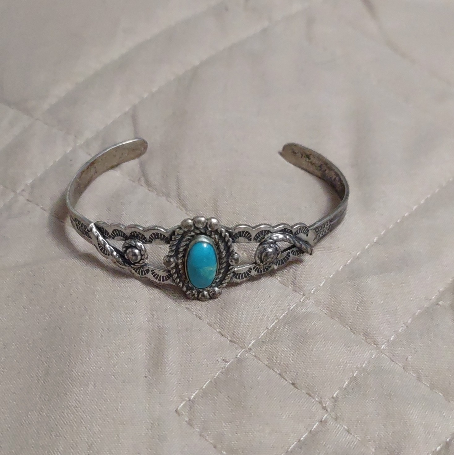 Silver Tone Metal Cuff Bracelet Oval Blue Turquoise Bezel Set Stone Sizable