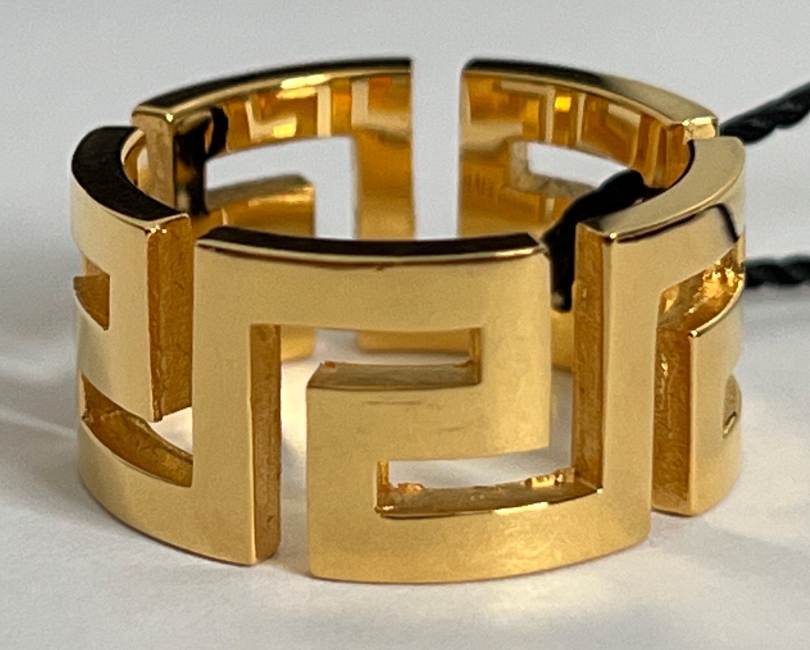 NIB Versace Greca Greek Key Logo Gold Cut Out Wide Band Ring Sz 19 US 8.5 $495