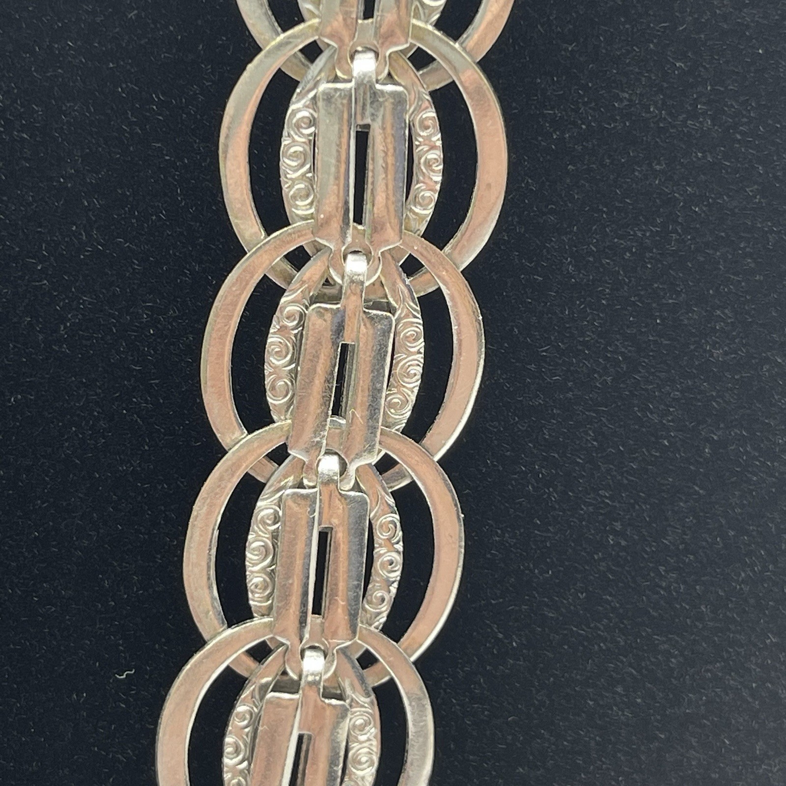 Vtg. Silver‑Tone Double Row Oval Link Necklace with Bar Links 16″ -Germany