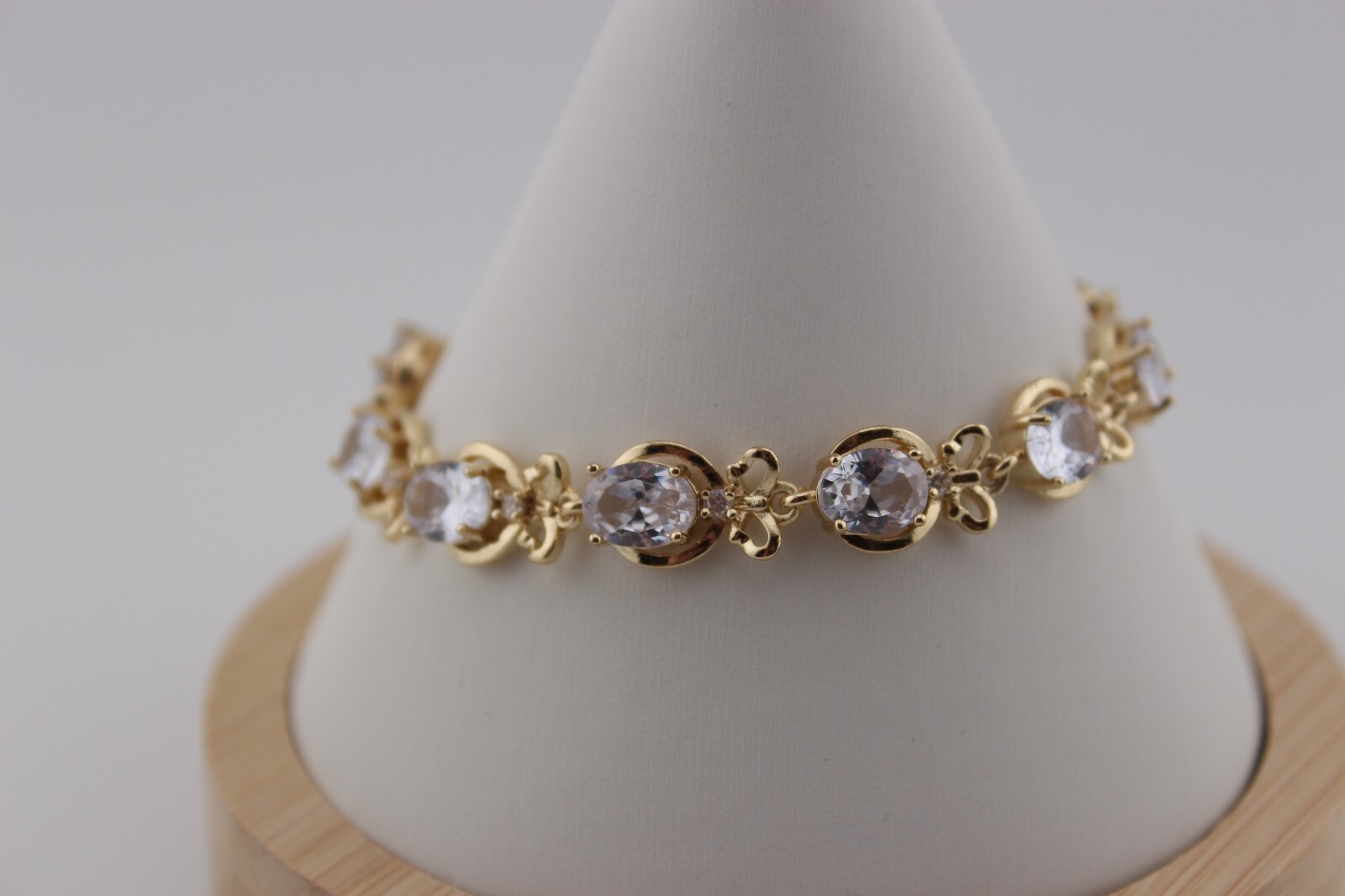 Lot 3 gold plate stainless steel and glass bracelets 7.25-7.75″ extenders includ