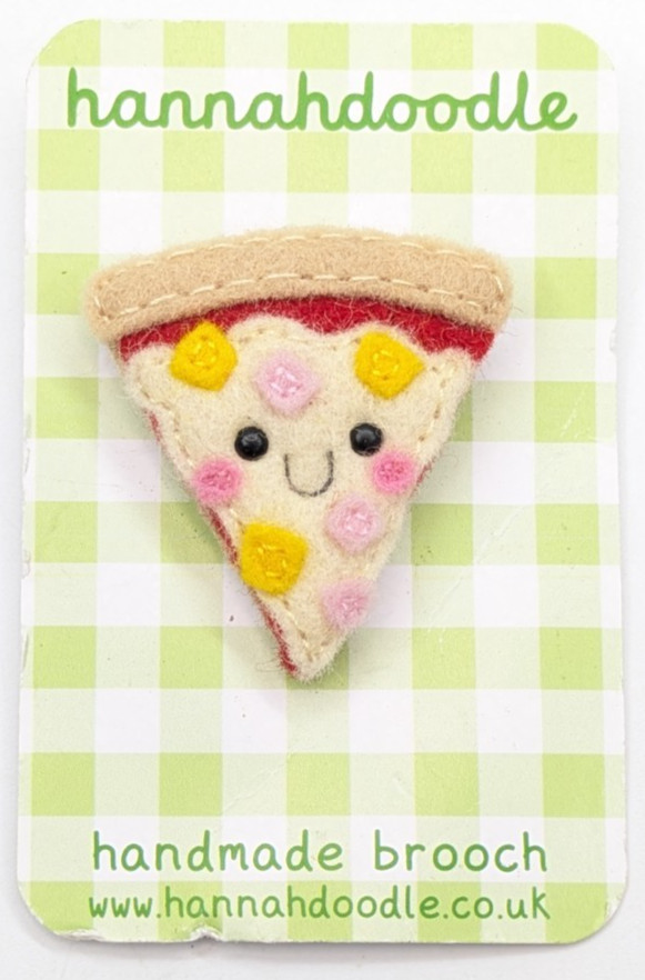 Hannahdoodle Handmade Felt Felted Pizza Face Brooch Pin Made in UK ~ 1 5/8″