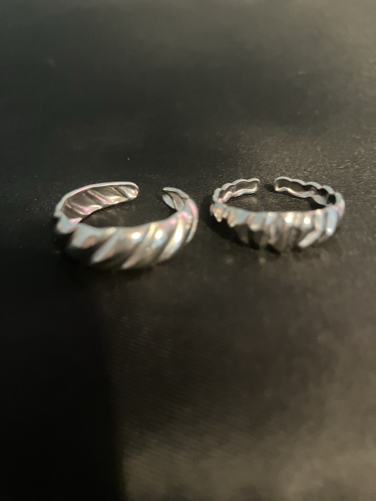 NEW STAINLESS STEEL Adjustable open back 2 Minimalist rings