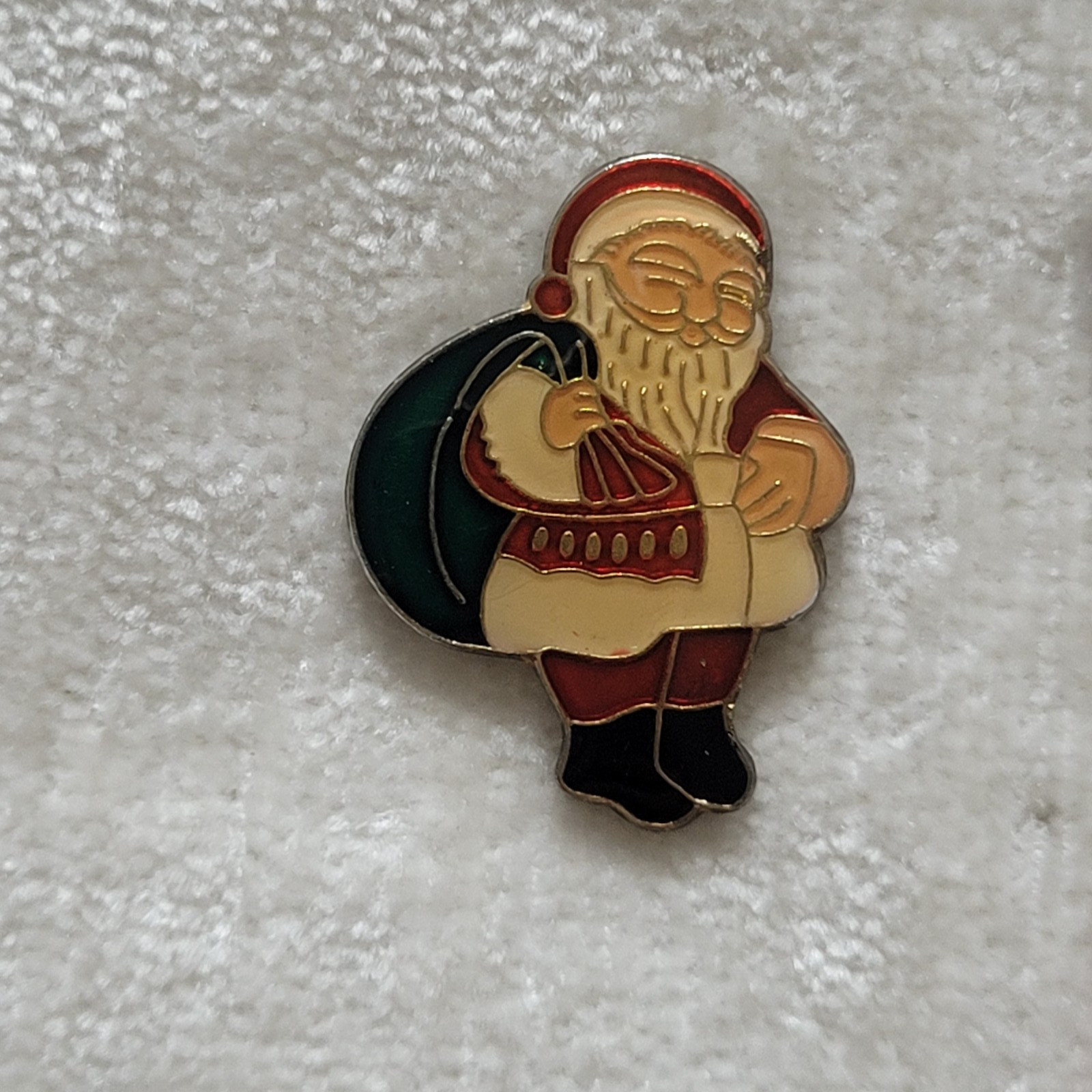 Vintage Santa Claus with Toy Sack Lapel Pin