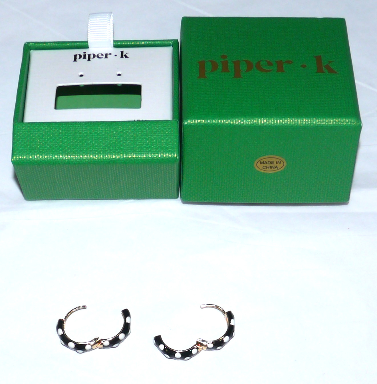 NEW Piper K Black & White Polka Dot Hand Painted Earrings ~0.75″