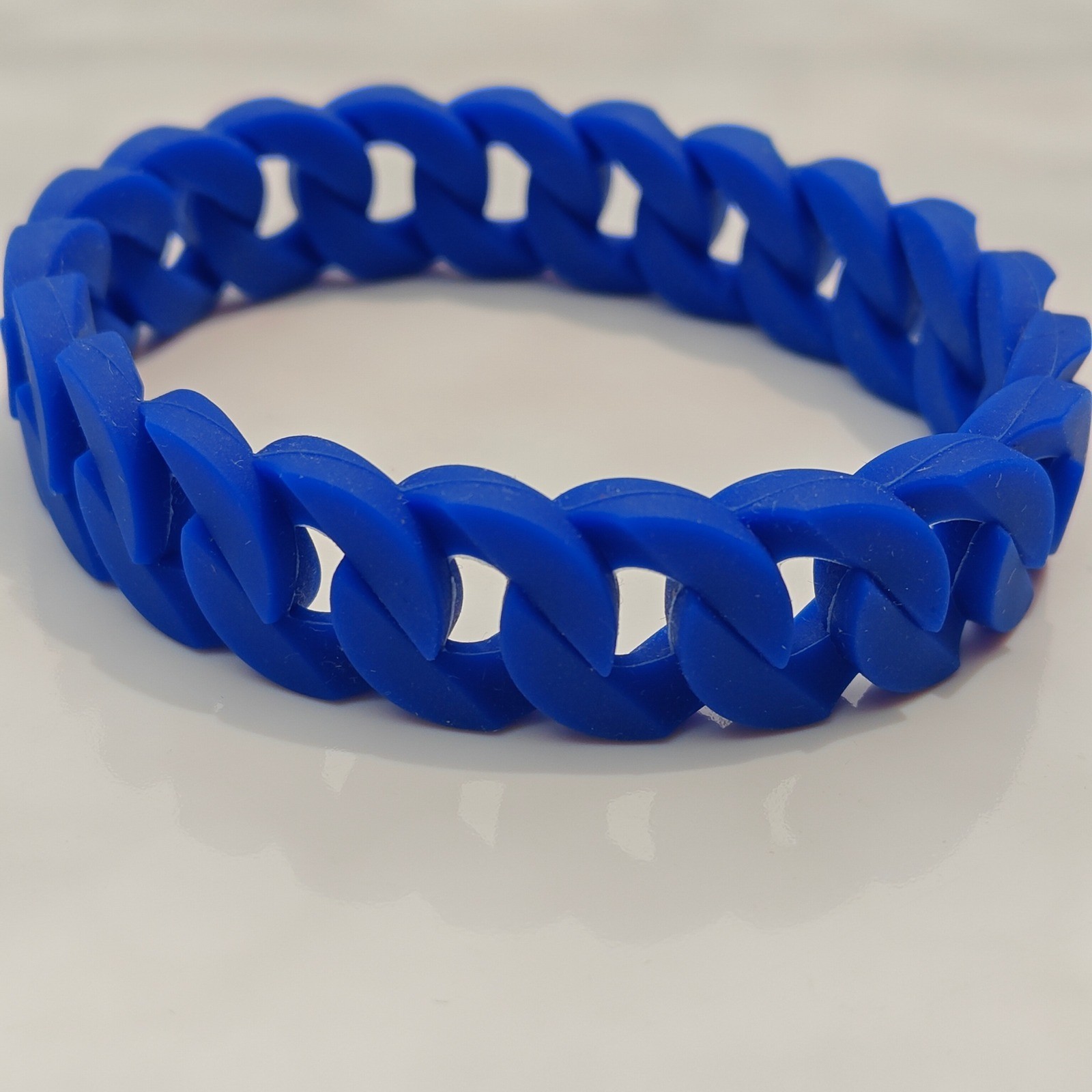 Blue Silicone Curb Chain Link Stretch Bracelet Matte Rubber Sporty Jewelry