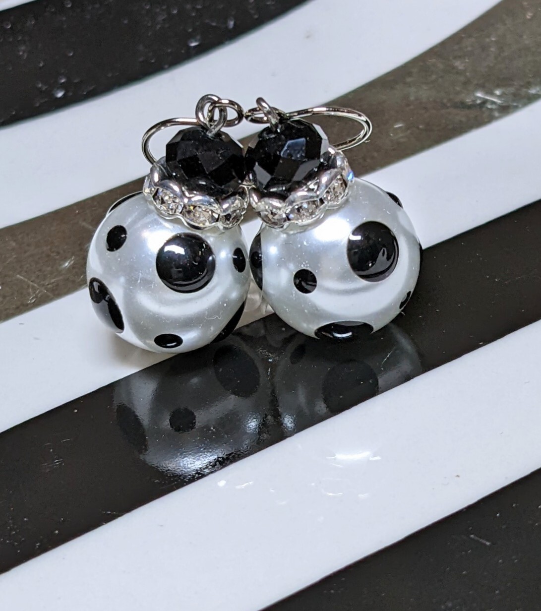 Black and White Polka Dot Earrings Pearl Jewelry Luxi Beaded Dangle Earrings