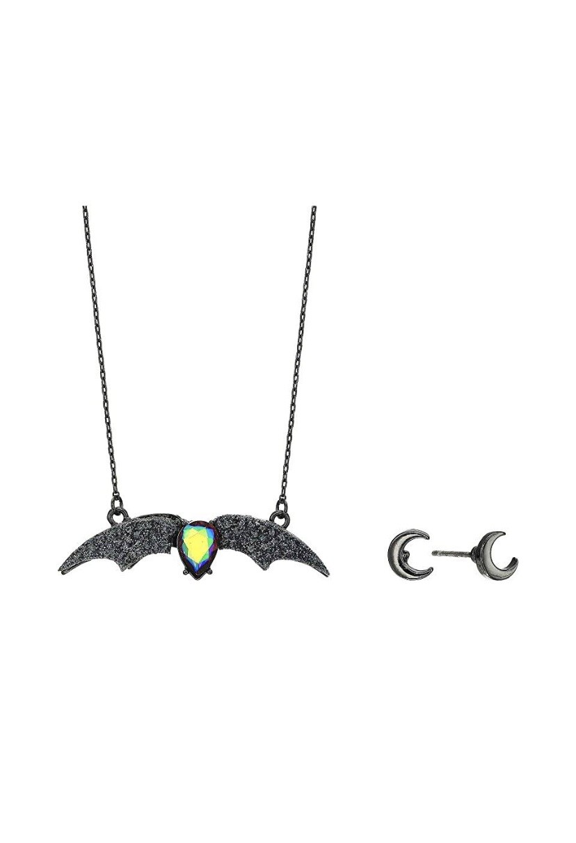 $35 Betsey Johnson DARK MAGIC Bat stud earrings & pendant set K1RE