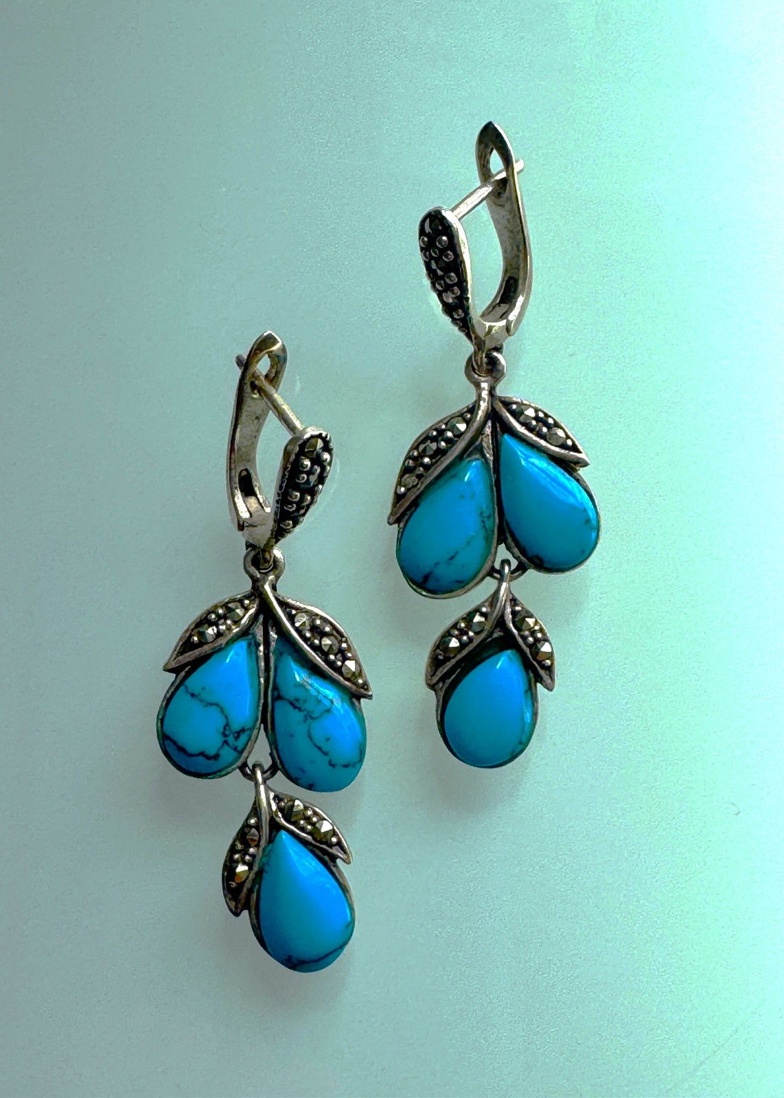 925 Sterling Silver Eye Catching Stud Earrings Stabilized Turquoise, Marcasite