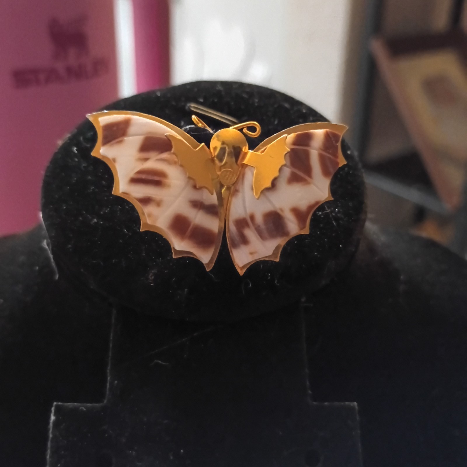 Gold Tone Bat Brooch Pin, Brown & White Plastic Inset Metal Animal Jewelry