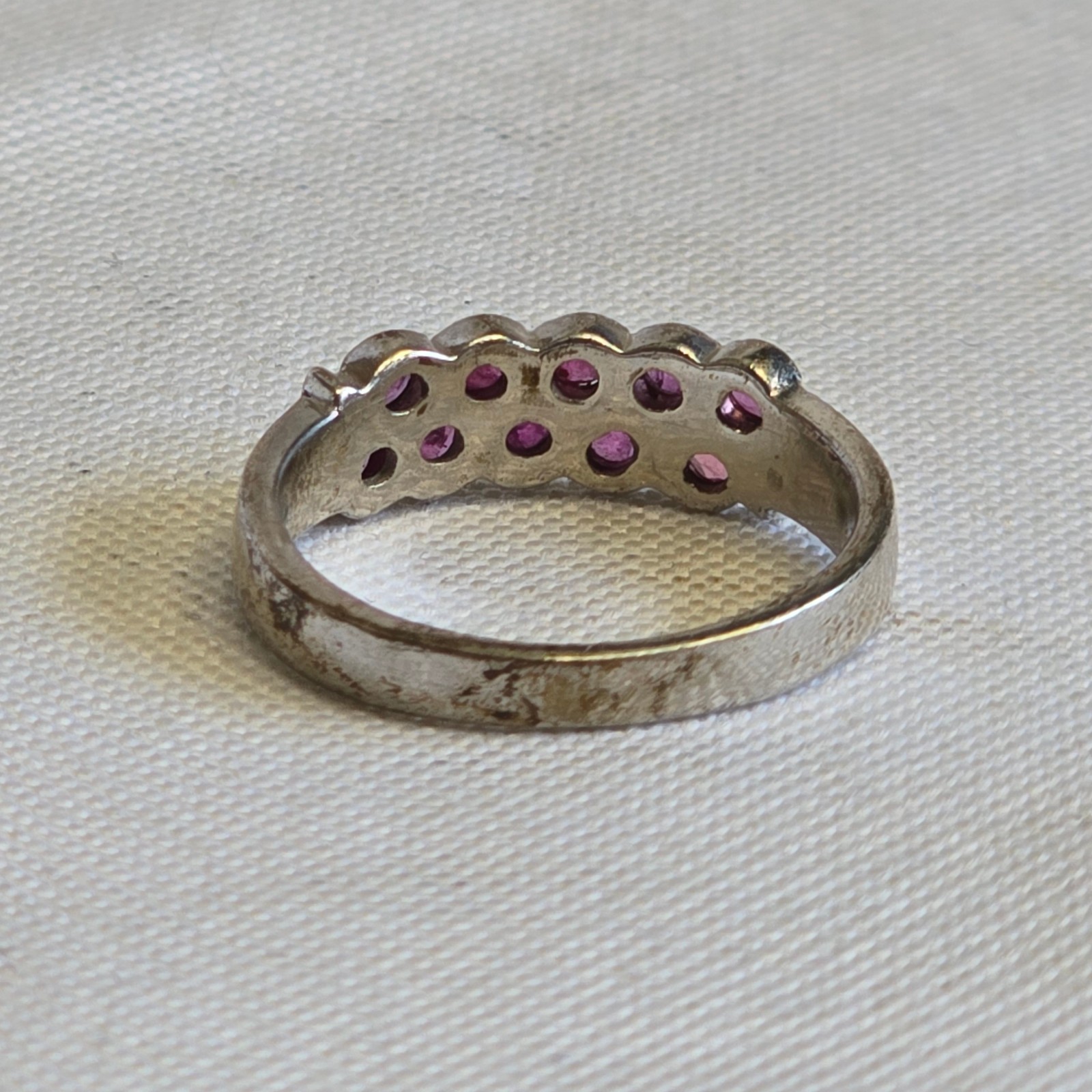 Sterling Silver Ring 2.9g Fine Jewelry Size 6.5 Ruby Color *READ*