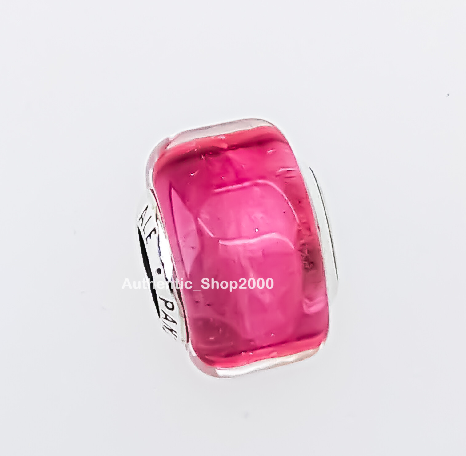New 100% Authentic PANDORA 925 ale Pink Mini Murano Glass Charm 793107C00