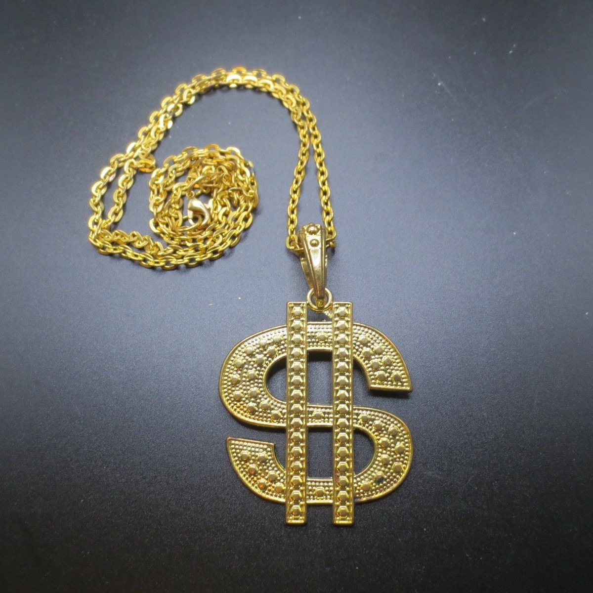 Dollar Sign Gold Tone Metal Pendant Necklace Rapper Hip Hop Bling 2.25″ Costume