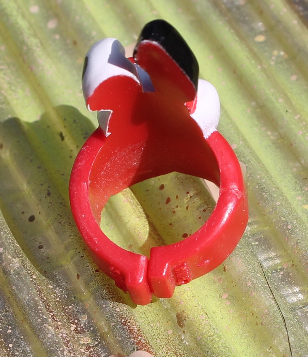 Plastic Child’s Ring – Dog & Sunglasses 1 Size Fits All FREE SHIP!