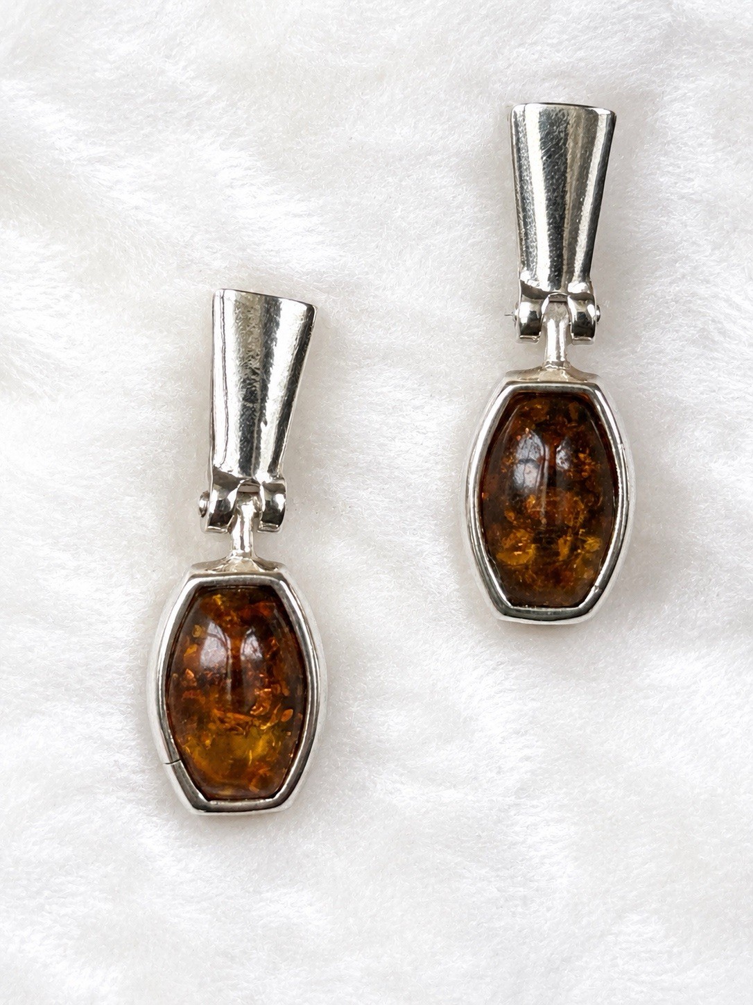 Silver Amber Oval Brown Stone Bezel Dangle Drop Earrings Pierced Back