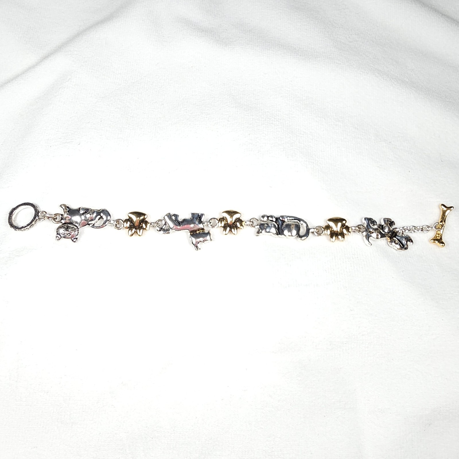 Premier Designs Silver Gold Two Tone Cat Dog Toggle Link Costume Bracelet 6.75″