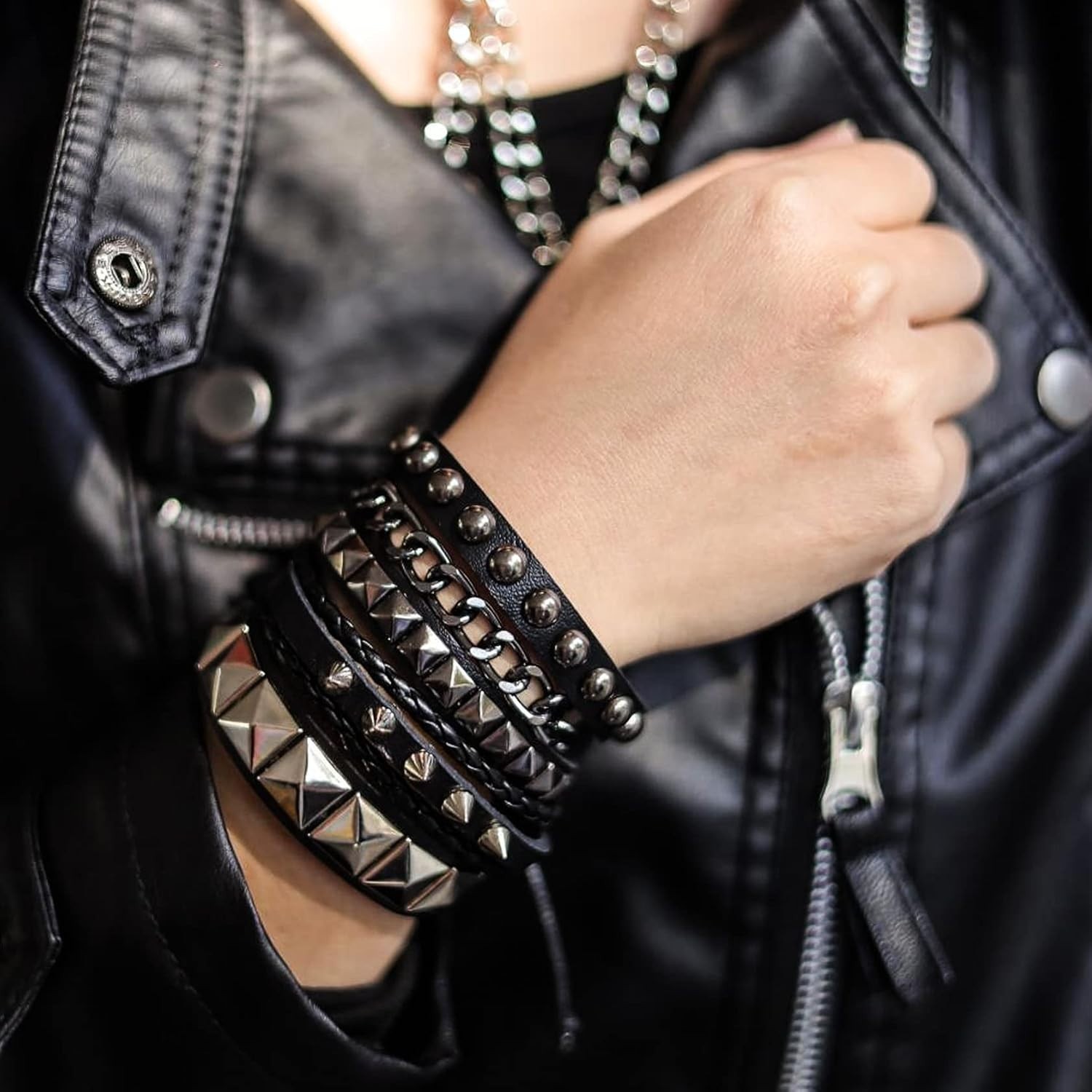 Handcrafted Punk Rock Leather Cuff Bracelets – 4pcs Unisex Set for All Occasions