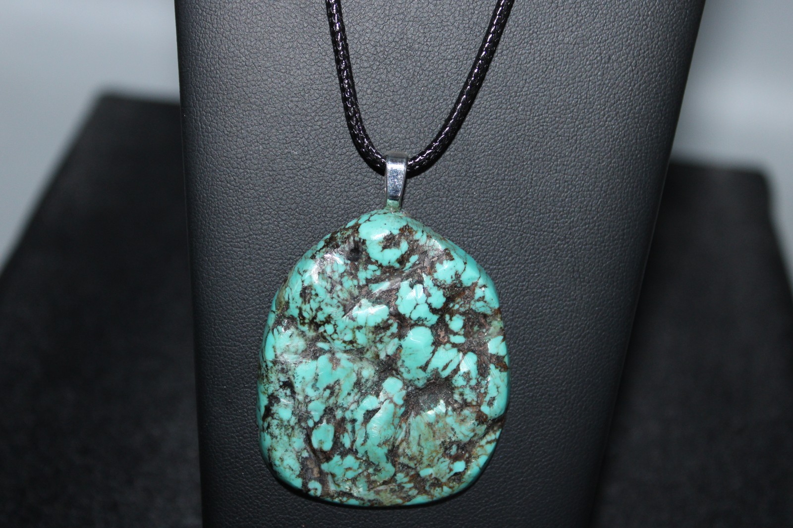 Stabilized Turquoise And Cord Chain Necklace