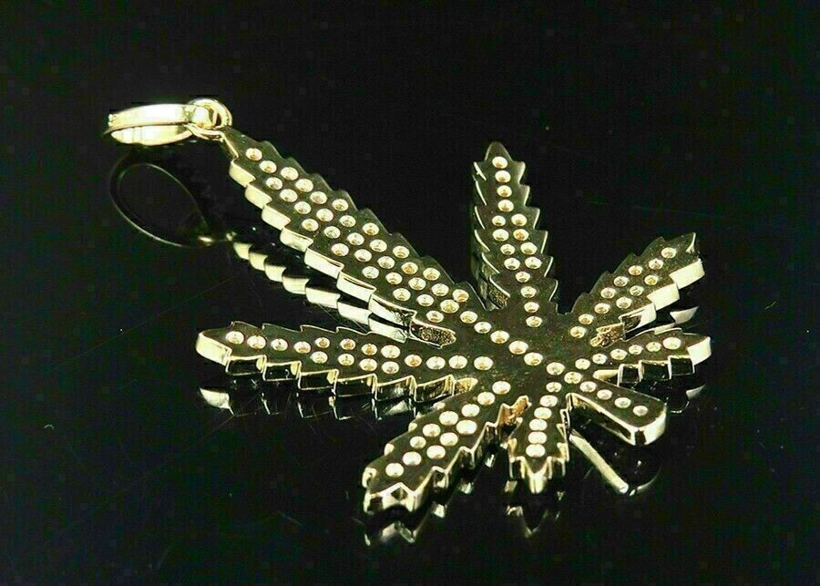 3.00Ct Round Cut Simulated Diamond MARIJUANA LEAF Pendant 14K Yellow Gold Plated
