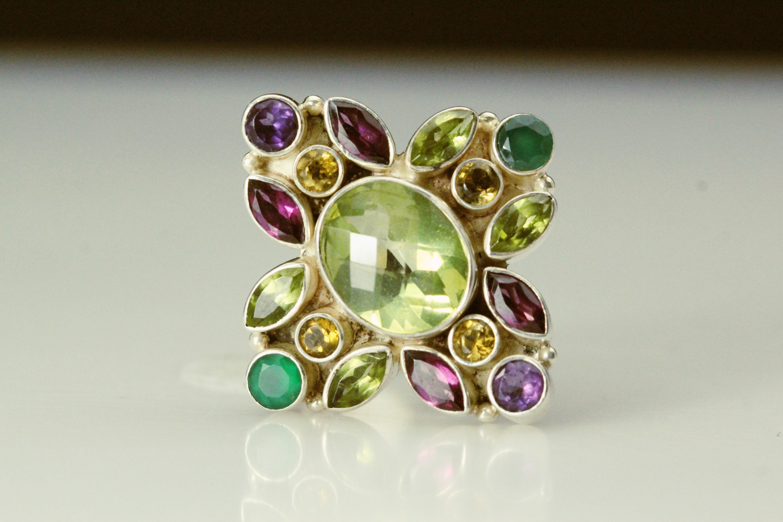 925 Sterling Multi-Gemstone & Color Cluster Cross Size 10 Ring 10.6g (RIN9257)