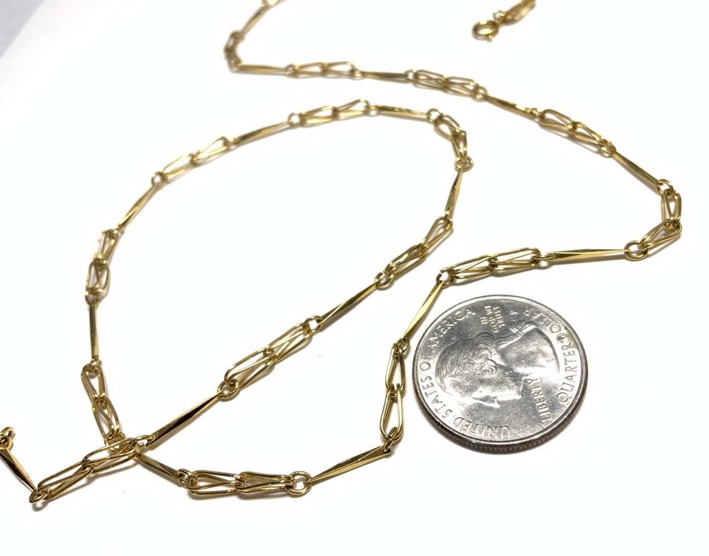 Crown Trifari Gold Tone Chain Necklace 23.5-inches LS103