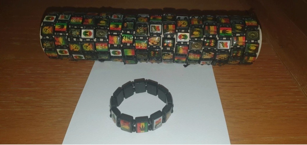 Bob Marley Bracelet 220 items wooded stretch to 20cm starting £1 per item