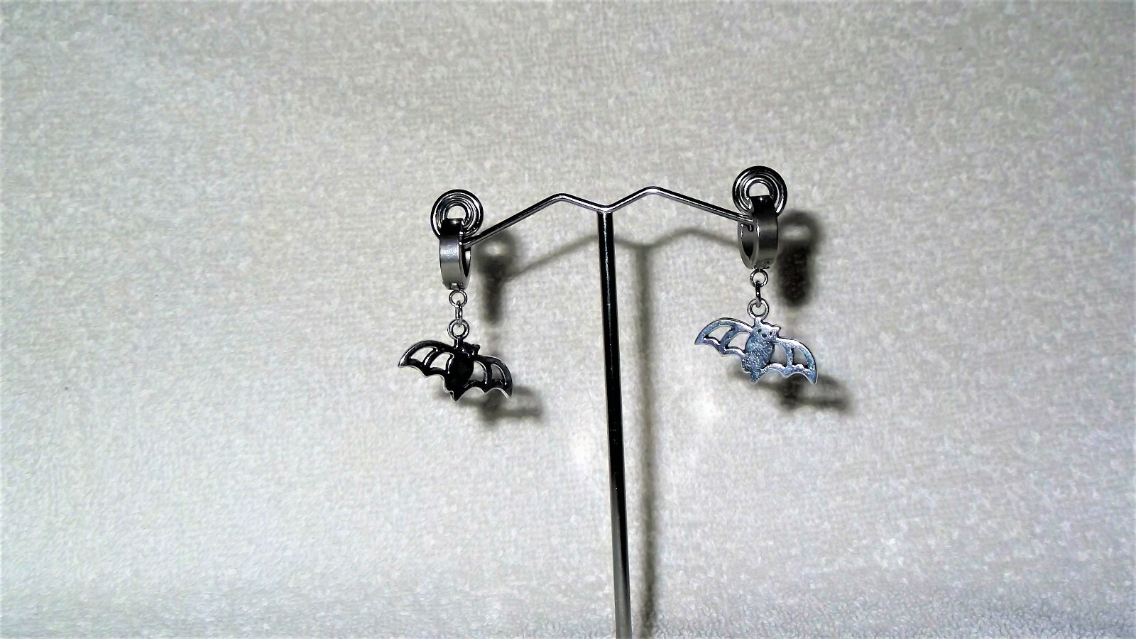 New Flying Bat Charm Hoops Dangle Drop Earrings Jewelry Scary Cute Animal
