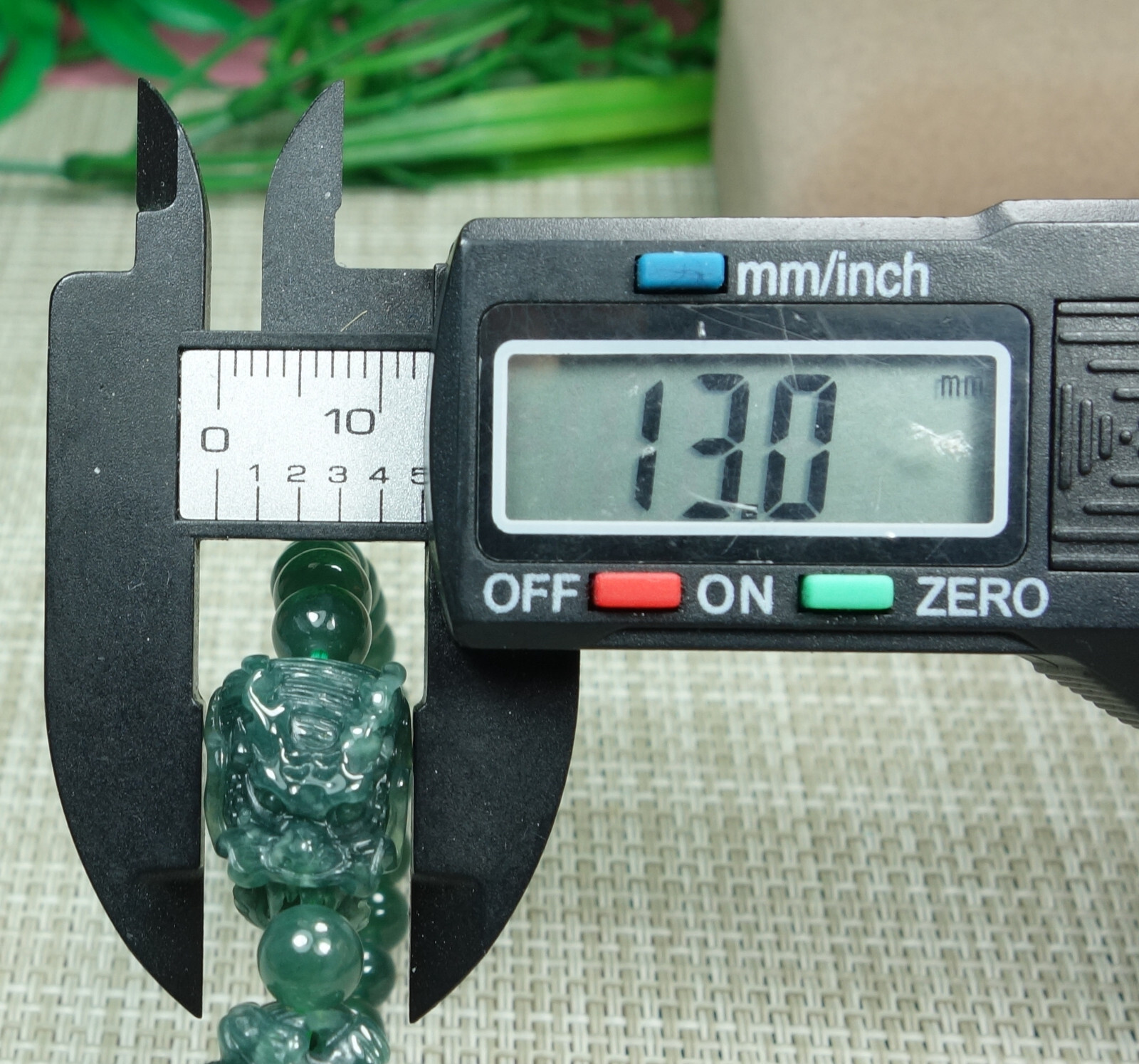 Certified Icy Green 100% Natural A Jadeite jade Dragon Head Bracelet 精工龙头 手链
