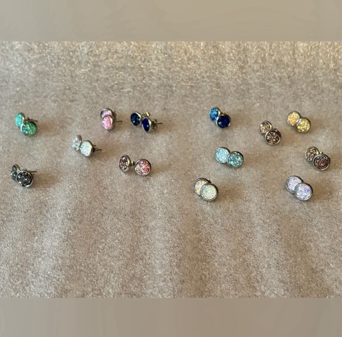 1 Set Of 13 Pairs Of Elegant Multicolor Silver Tone Druzy Stud Earrings