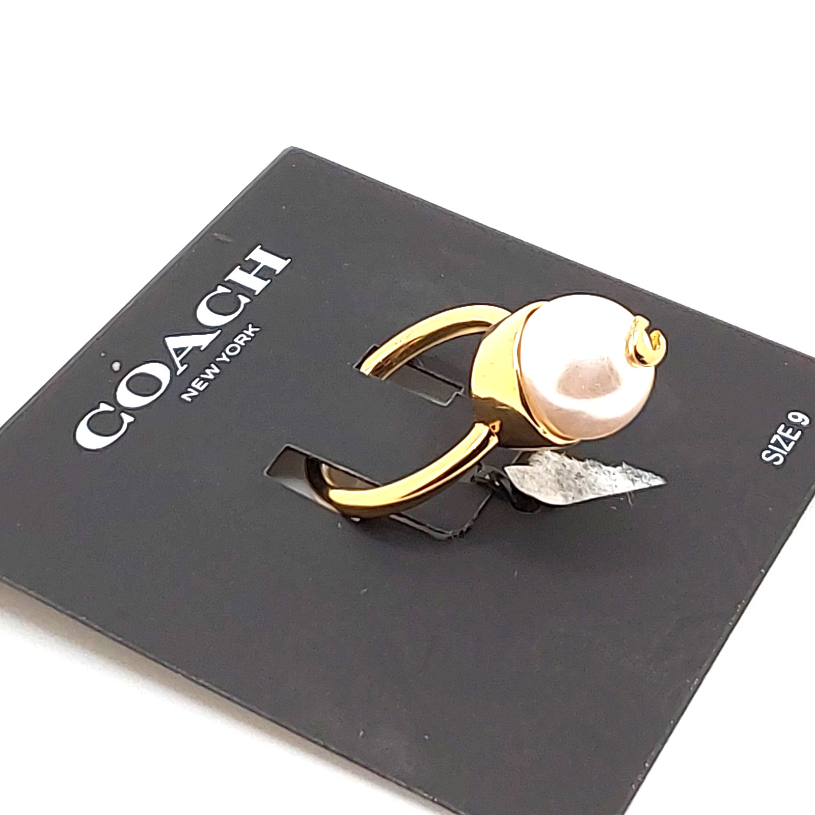 Coach New York Signature C Gold Tone Solitaire Pearl Ring Women’s Size 9