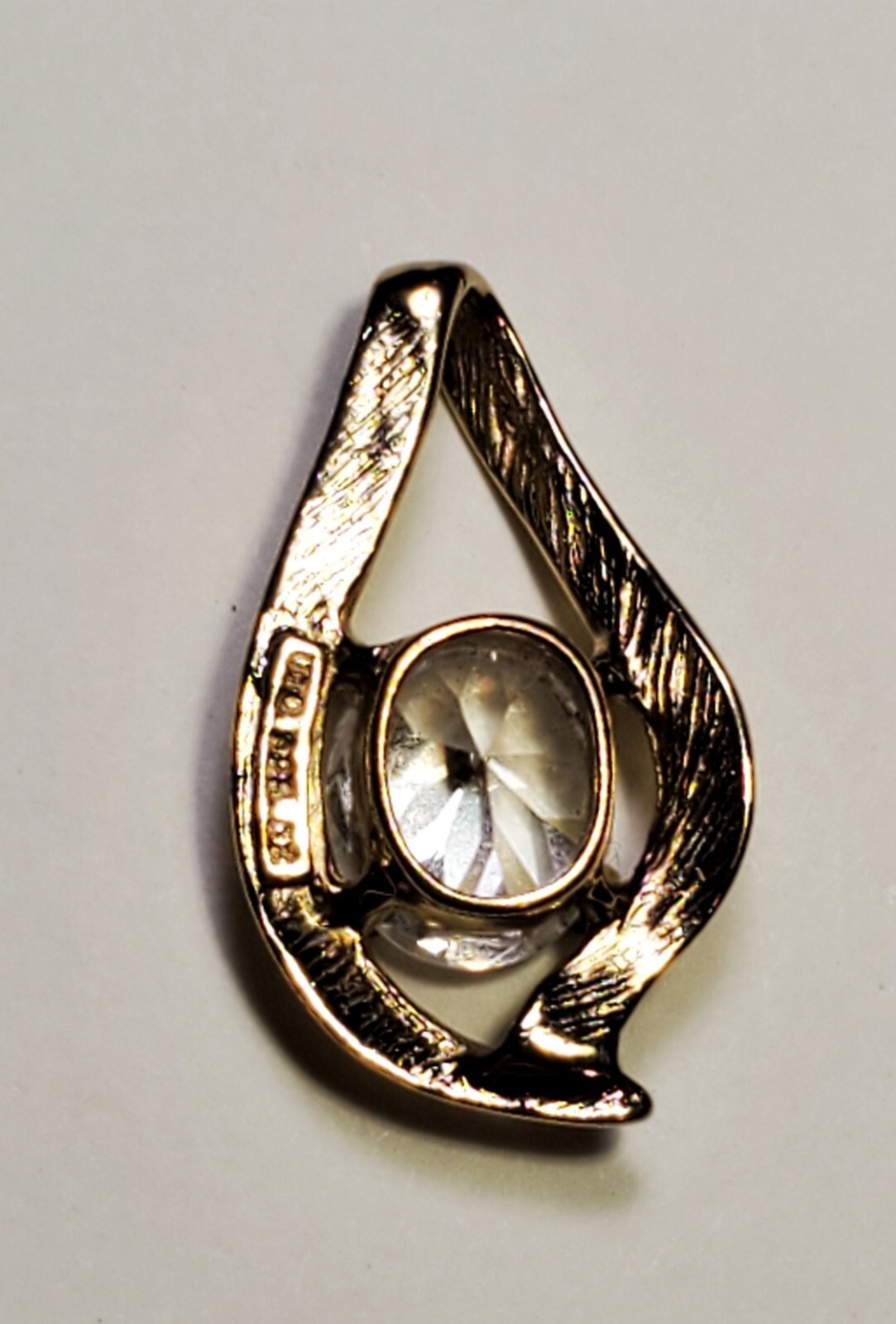 925 Sterling Gemstone Pendant UTG Cubic Zerconia Pendant 5/8×1-1/8″ 310