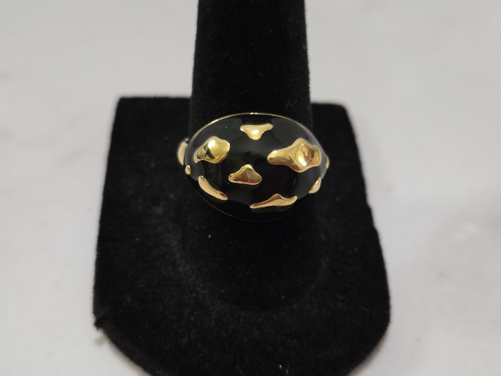 Black Enamel Gold Tone Leopard Spot Dome Ring Size 8 Statement Fashion Ring