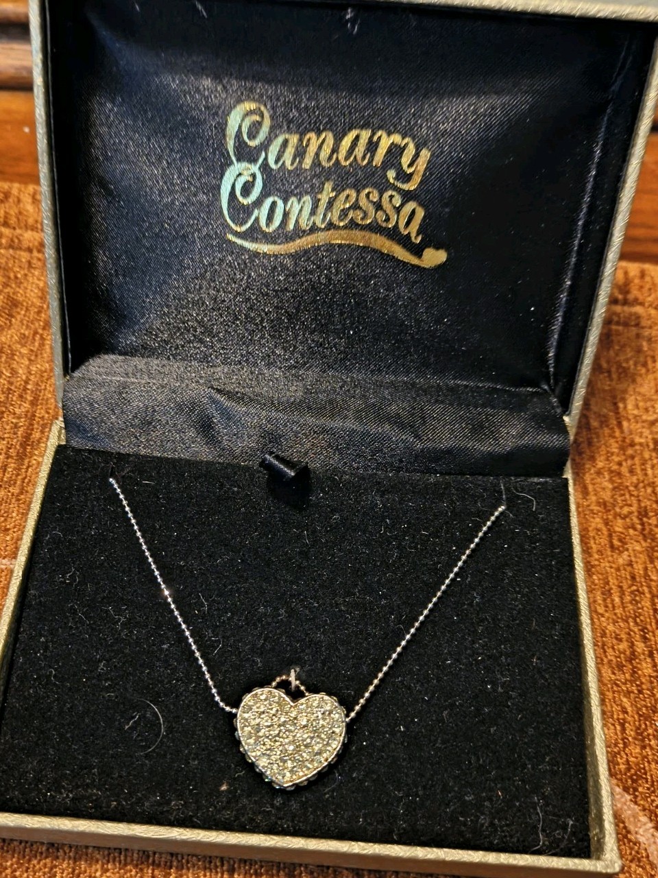 Vtg Pastel Yellow Canary Contessa Heart Shaped Rhinestone Necklace Silver
