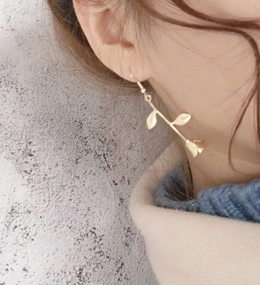 Women’s Fashion Jewelry Gold Color Flower Pendant Earrings Charm Rose 59-2