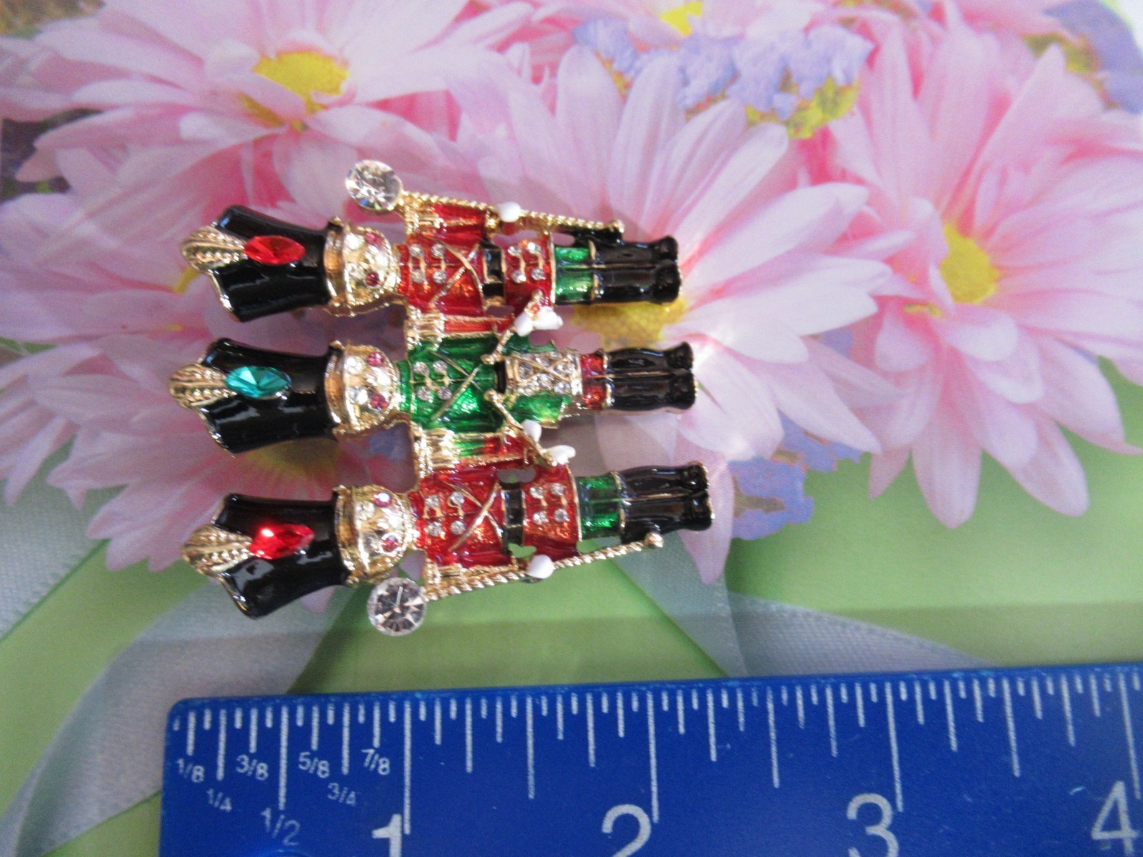 2″ DESIGNER INSPIRED TRIO OF NUTCRACKER SOLDIERS RHINESTONE CHRISTMAS BROOCH PIN