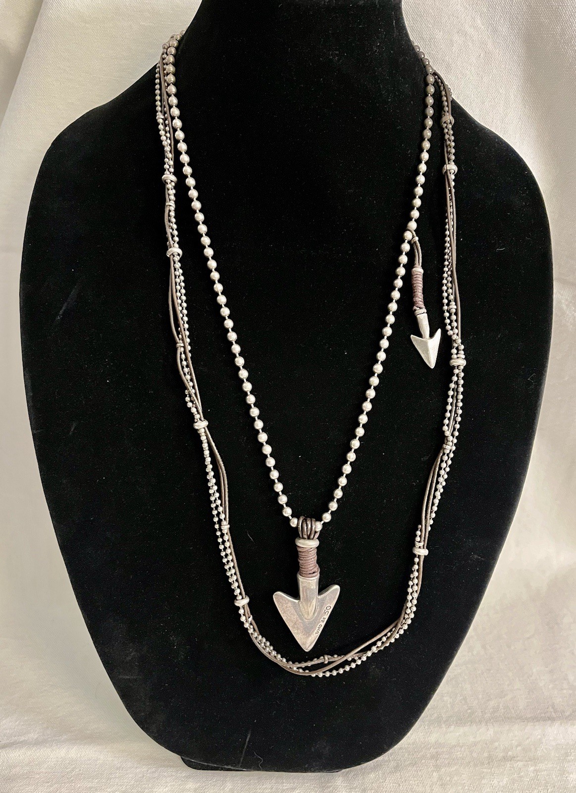 Lot of 2 Men’s High-End Necklaces Jewelry Retired HTF Arrowhead Uno De 50 Spain