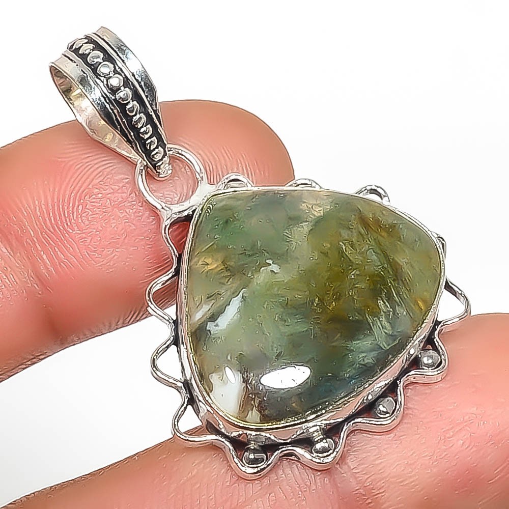 Natural Labradorite – Canada Gemstone 925 Silver Plated Pendant 1.56″ P785-328