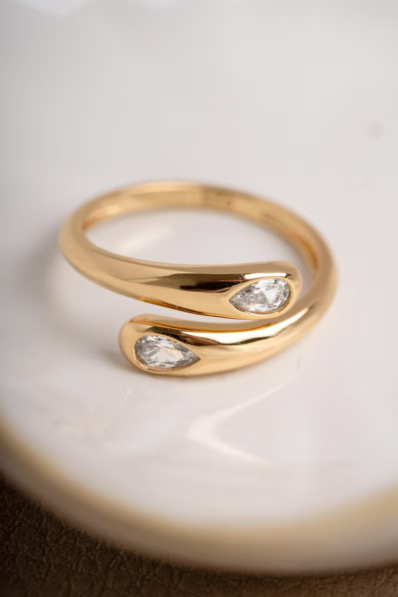 3.20 Ct Pear Cut Simulated Diamond Wrap Bypass Band Ring 14k Yellow Gold Plated