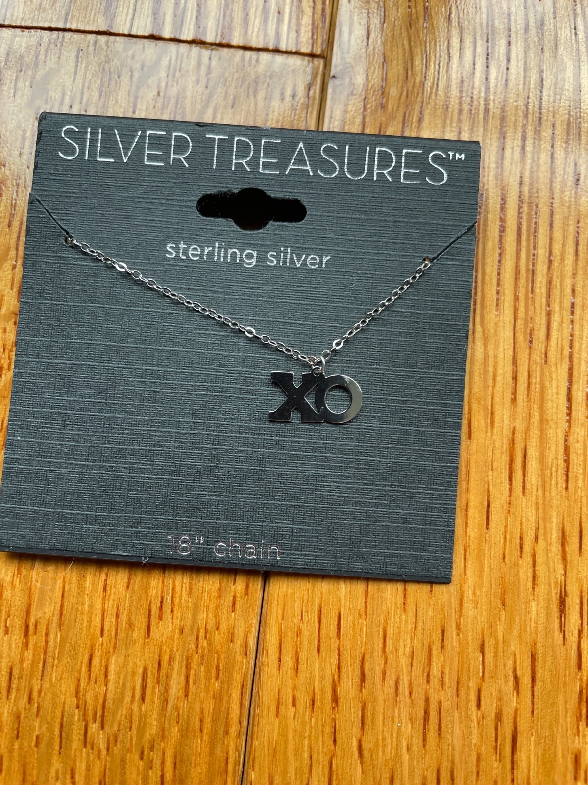 NEW Silver Treasures Sterling Silver 18″ XO Necklace