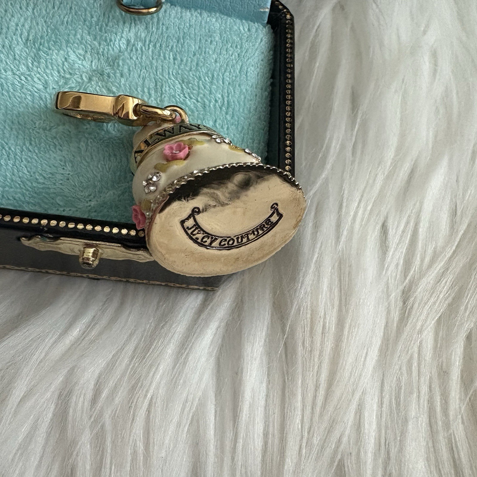 Authentic Juicy Couture Wedding Tiered Cake Charm NEW W/Box