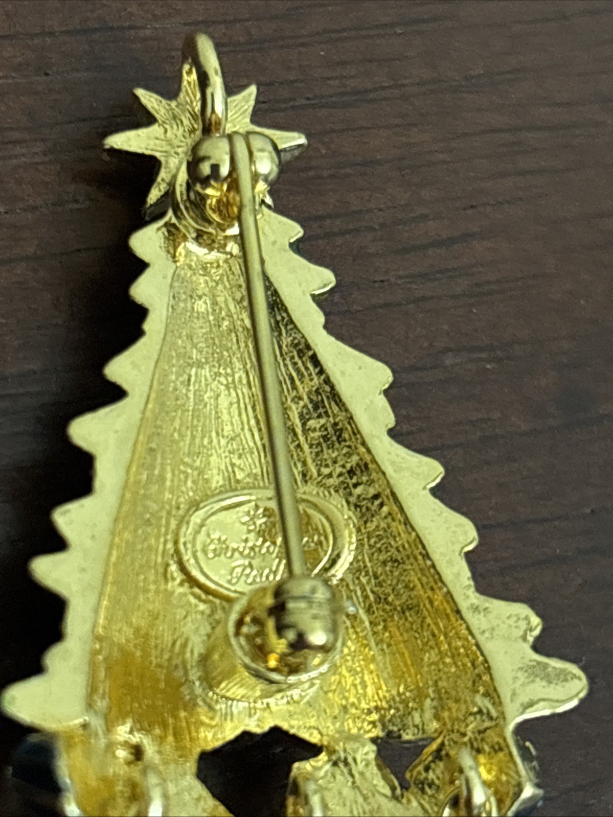 Signed CHRISTOPHER RADKO Pin Brooch Christmas Tree & Presents Enamel
