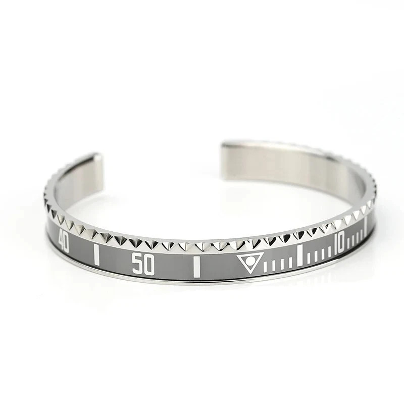 Personality Stainless Steel Men and Women Bracelets Digital Speedometer Bracelet