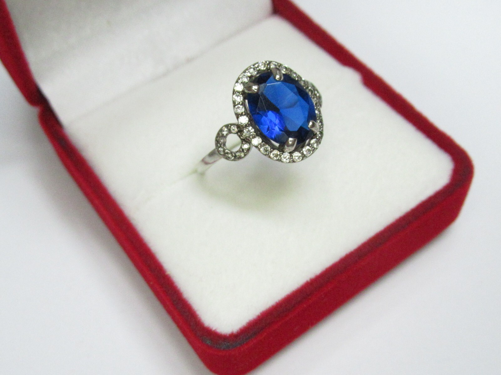Women’s 925 sterling silver ring, sapphire, cubic zirconia, 2,1 gr, size 8,5