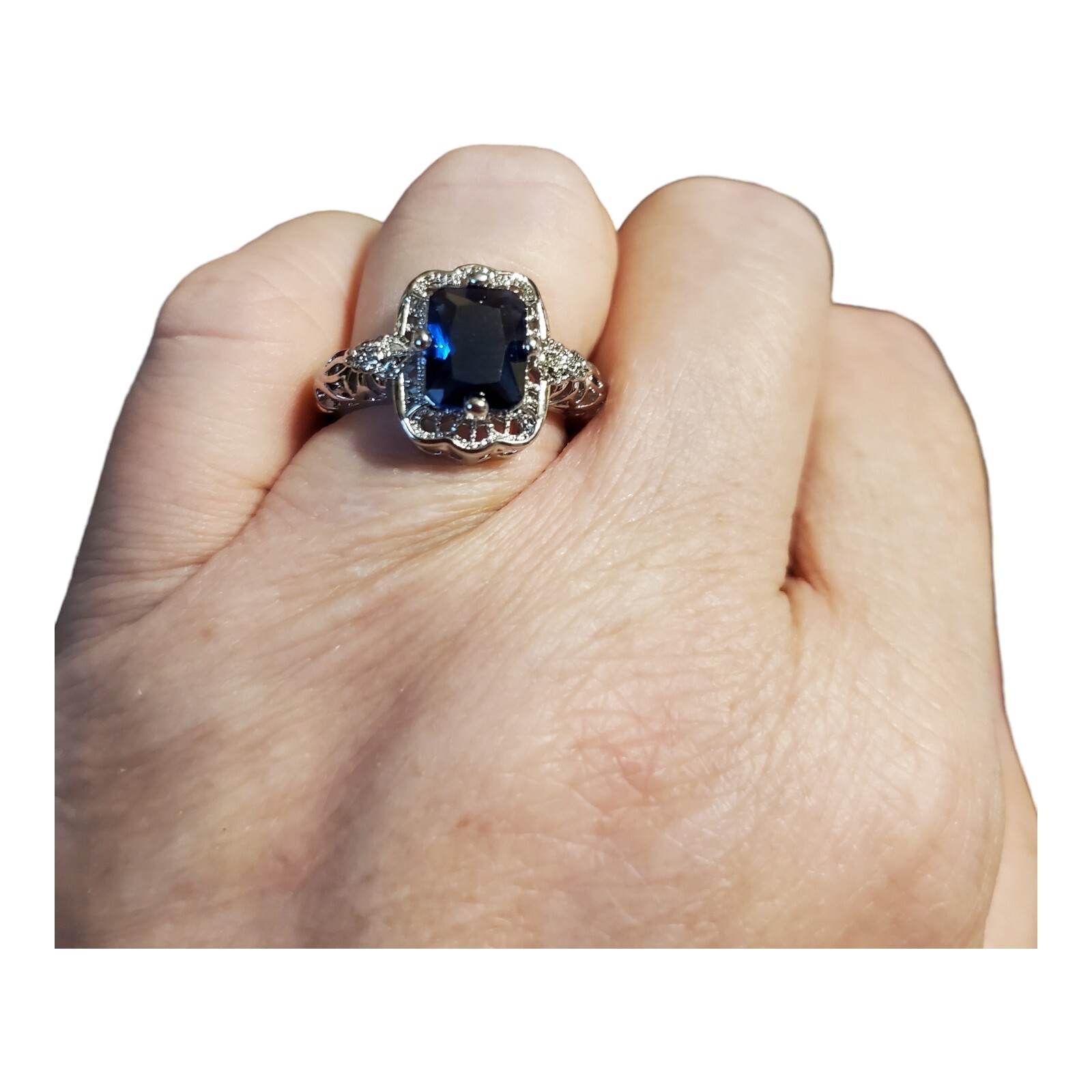 New W/O Tags, Size 7 Silver Tone With Deep Saphire Blue Stone Ring