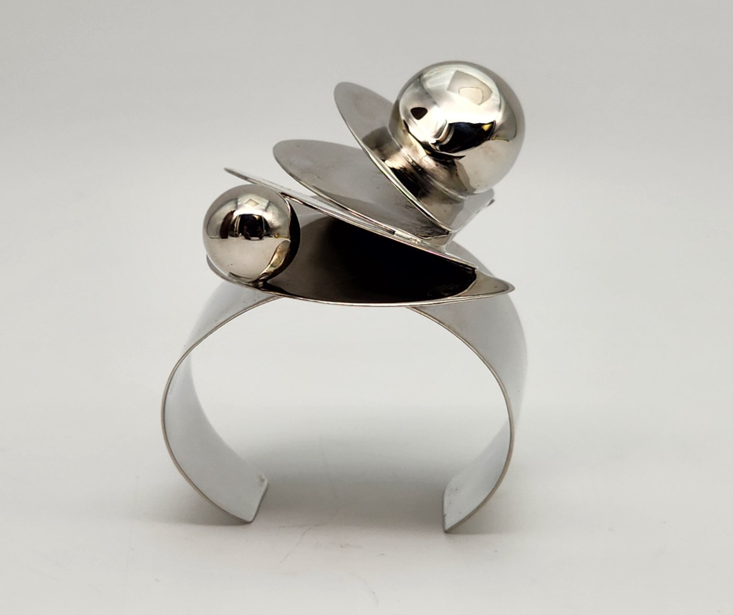 Alexis Bittar Big Bold Modernist Kinetic Silvertone Metal Cuff Bracelet