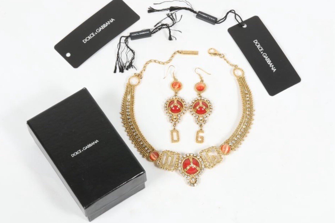 Dolce & Gabbana Necklace With Resin Coral Rhinestones Matching Dangle Earrings