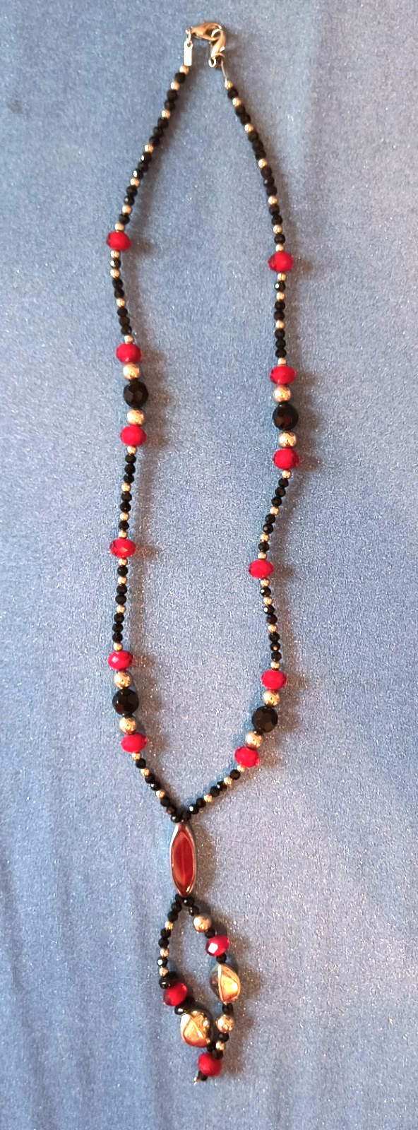 Red Black Silver Color Beaded Necklace 32″ Casual Wear Lobster Closure
